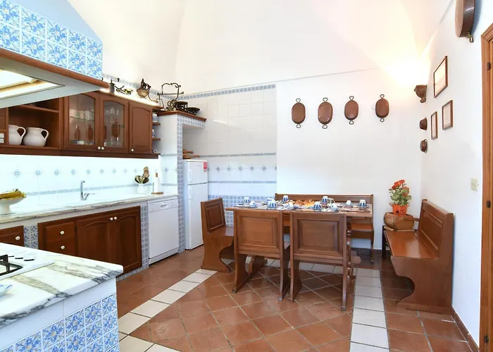 Dimora Delle Birbe SantʼAgata sui Due Golfi