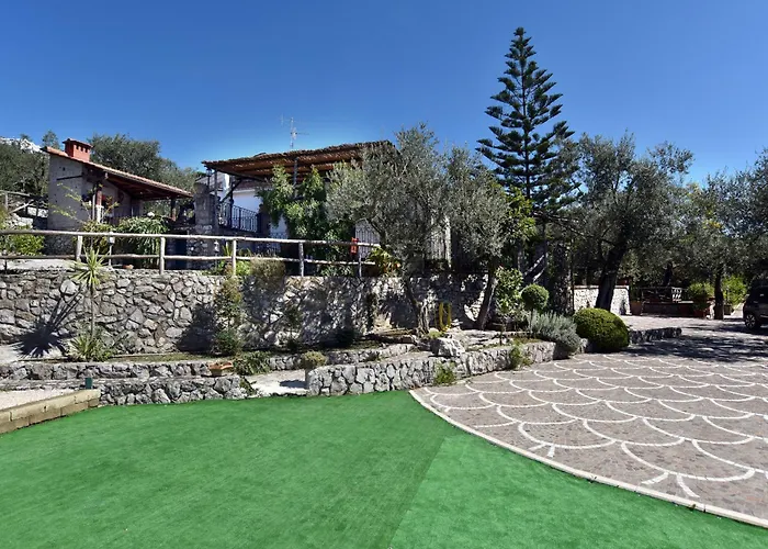 Dimora Delle Birbe Villa SantʼAgata sui Due Golfi