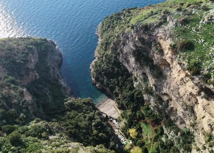 Villa Dimora Delle Birbe SantʼAgata sui Due Golfi